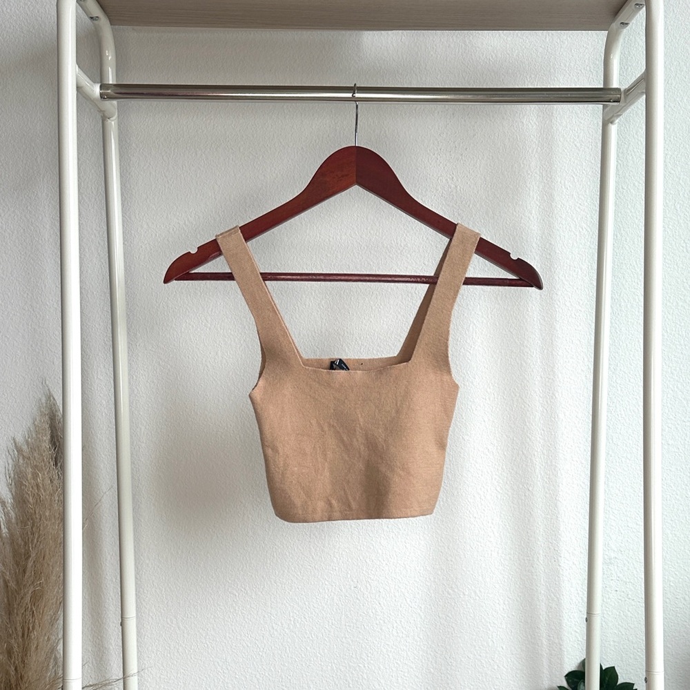 Square Neck Tank - Picture 2 of 3